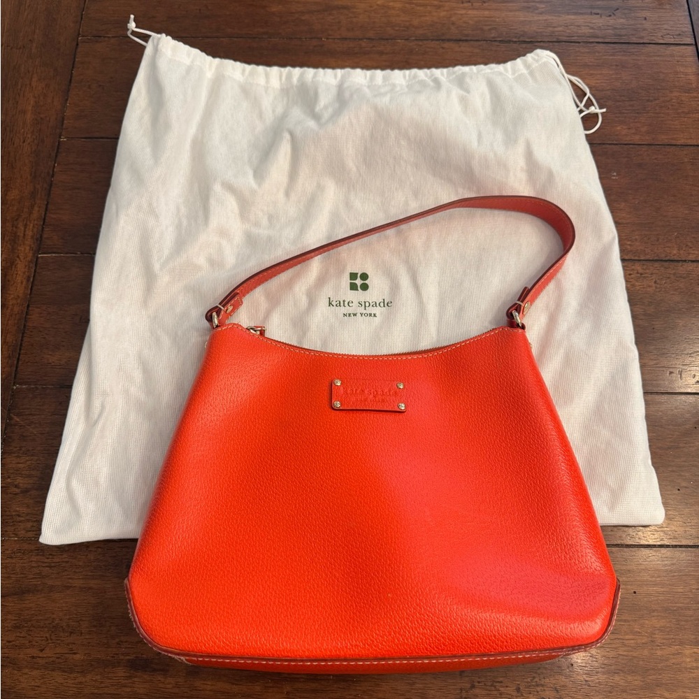 Kate Spade Orange Shoulder Bag w-dust bag & orig receipt